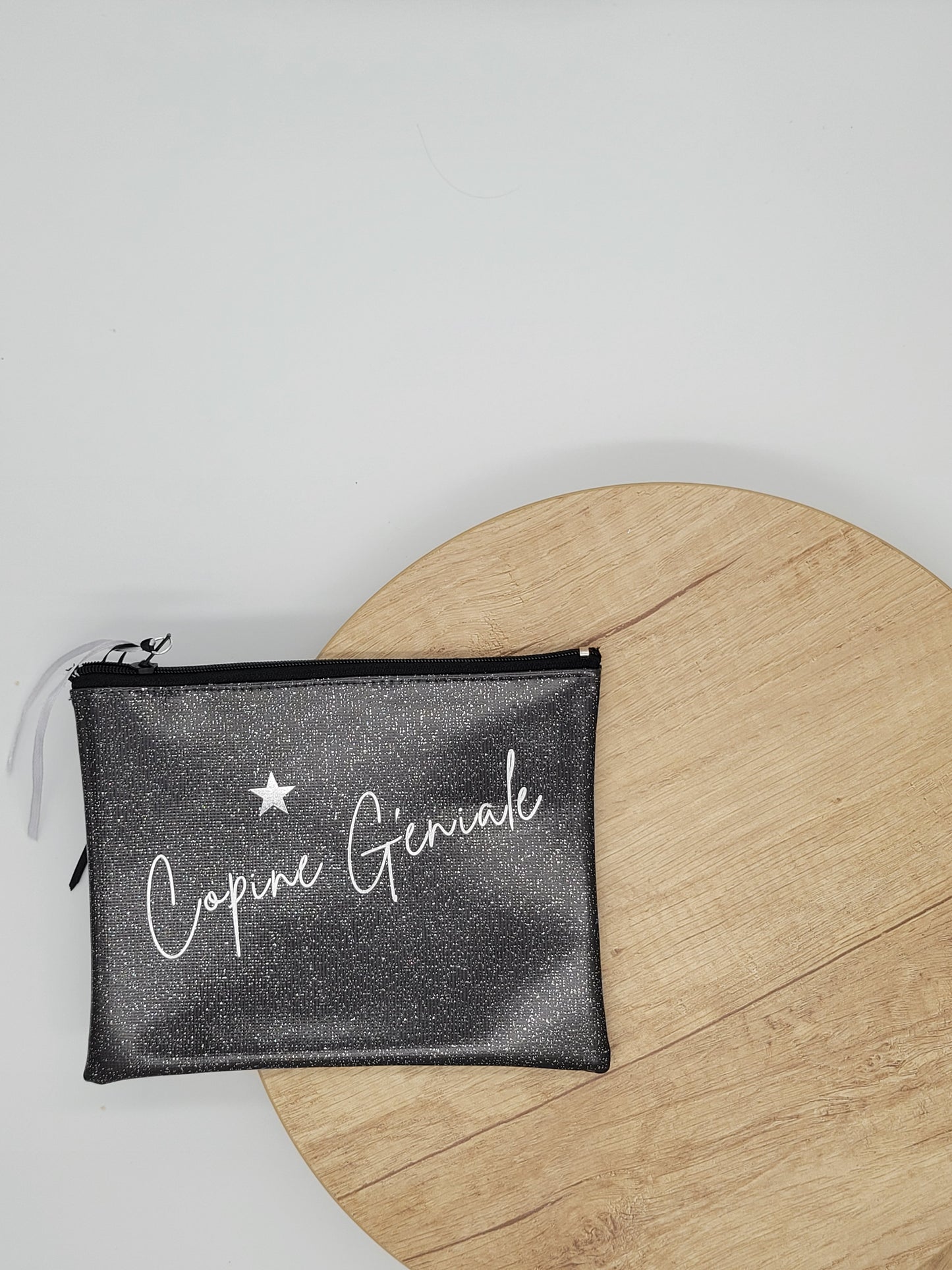 Pochette Copine Géniale MP4