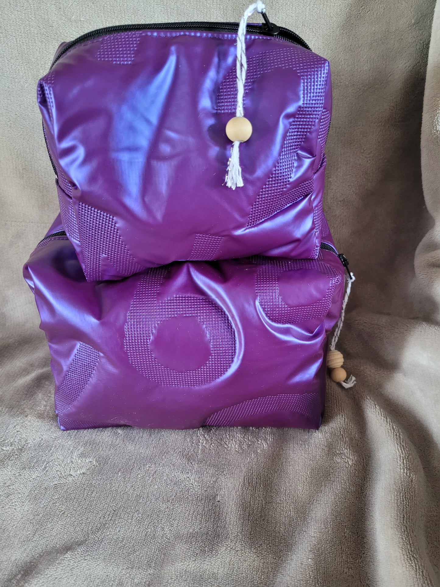 TVD7 Trousses toilette par deux