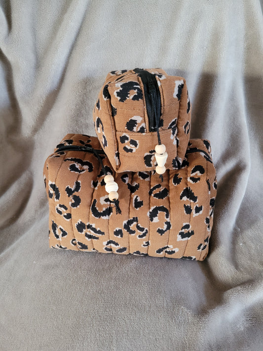 TVD9 Trousses toilette par deux